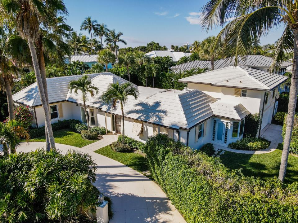 229 Colony Road, Jupiter Inlet Colony, Florida 33469