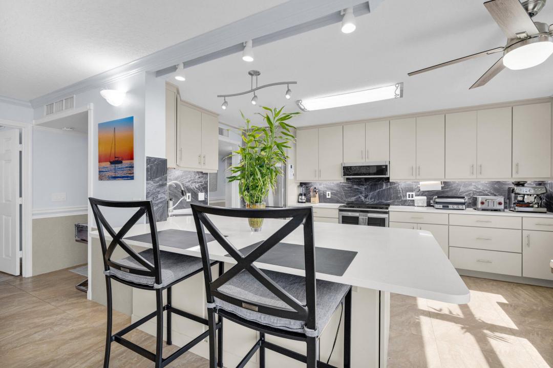 5049 N Highway A1a 1905, Hutchinson Island, Flórida 34949, Estados Unidos