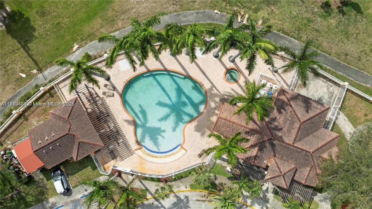 17847 NW 74th Path, Hialeah, Florida 33015, Estados Unidos