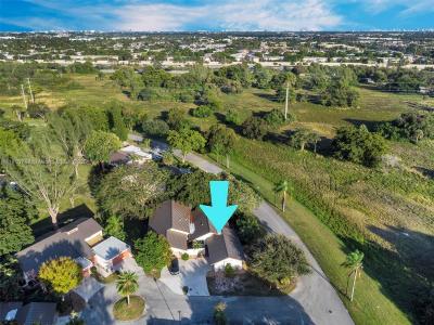 3400 Cherry Garden Cir 156, Lauderhill, Florida 33319, USA