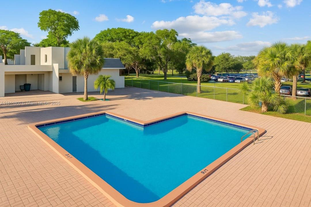 7900 S Colony Circle 206, Tamarac, Floride 33321, États-Unis