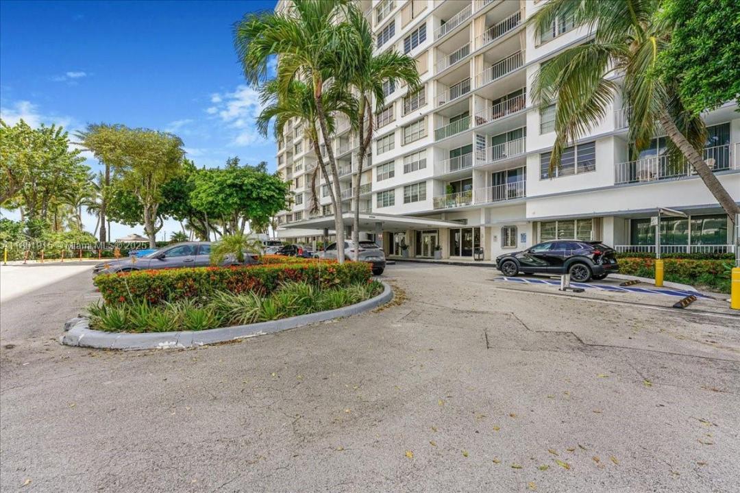 1865 79th St 12G, North Bay Village, 佛羅里達州 33141, 美國