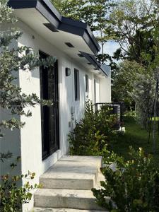 210 SW 3rd, Florida City, Florida 33034, USA