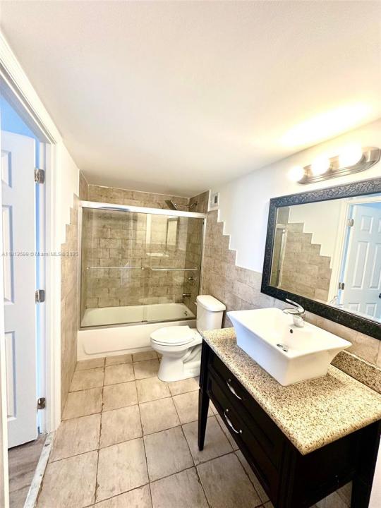 1301 NE Miami Gardens Dr 521 W, Miami, フロリダ 33179, アメリカ合衆国
