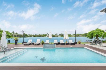 9291 SW 88th St, Miami, Florida 33176, USA