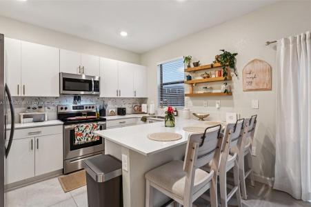 23080 SW 99th Ct, Cutler Bay, Florida 33190, USA