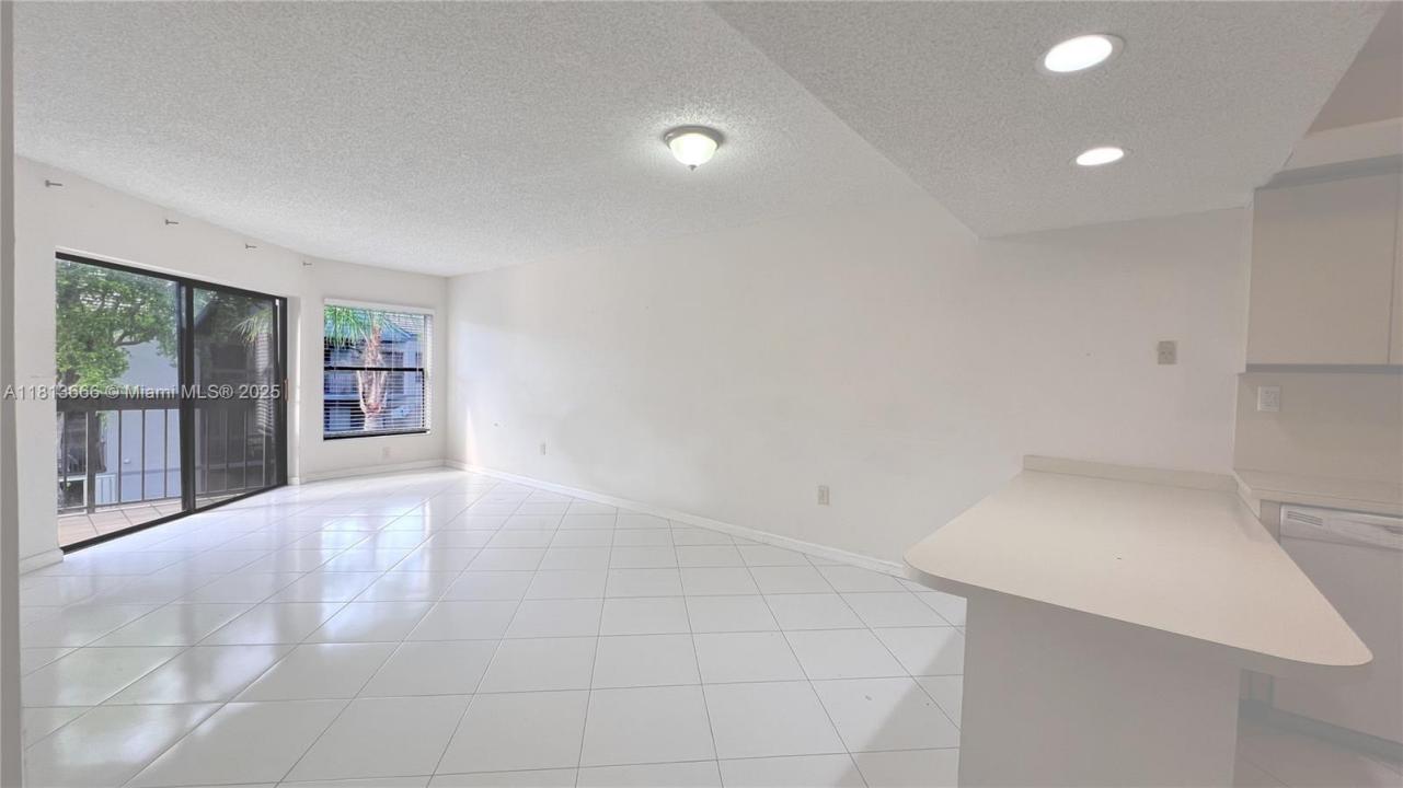 13255 SW 88th Ln 408-CS, Miami, Florida 33186, Stati Uniti