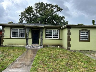 2010 NW 55th Ter 1, Miami, Florida 33142, USA