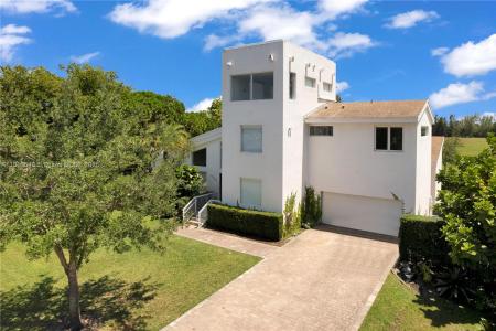 6320 Dolphin Dr, Coral Gables, Florida 33158, USA