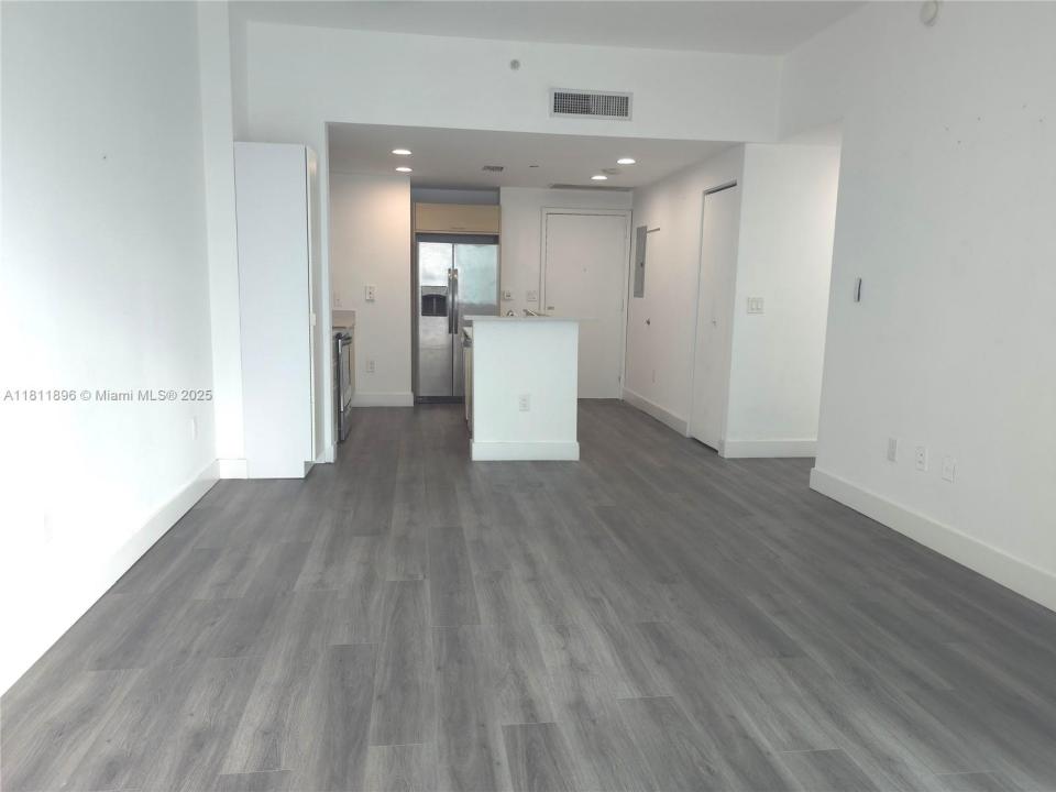 350 NE 24th St 1008, Miami, Florida 33137, USA