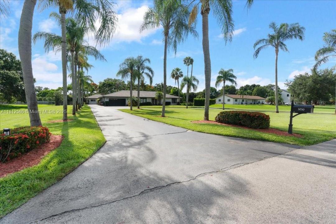 3030 SW 117th Ave, Davie, Floride 33330, États-Unis