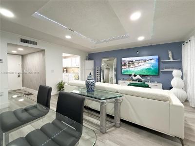 700 Lori Dr 201, Palm Springs, Florida 33461, USA