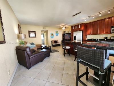 2881 NE 32nd St 320, Fort Lauderdale, Florida 33306, USA
