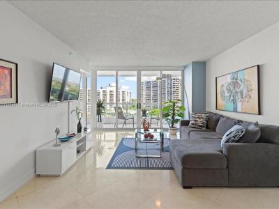 21055 Yacht Club Dr 1007, Aventura, Florida 33180, USA