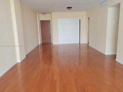 3801 S Ocean Dr 3A, Hollywood, Florida 33019, USA