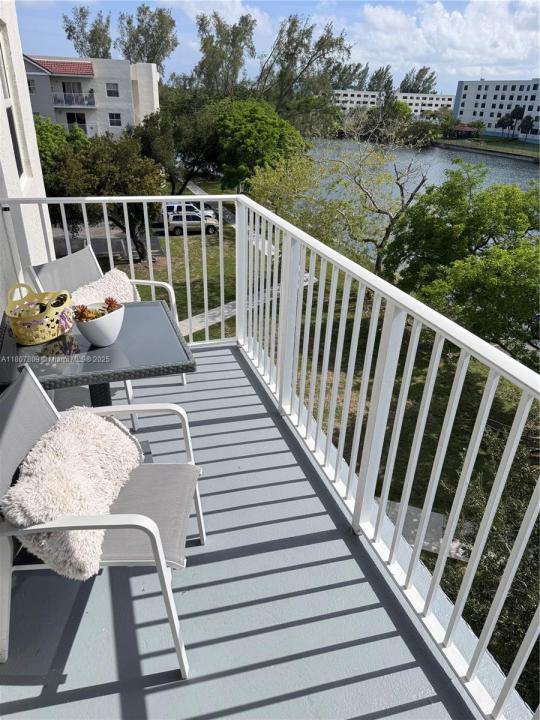 8260 SW 210th St 310, Cutler Bay, Floride 33189, États-Unis