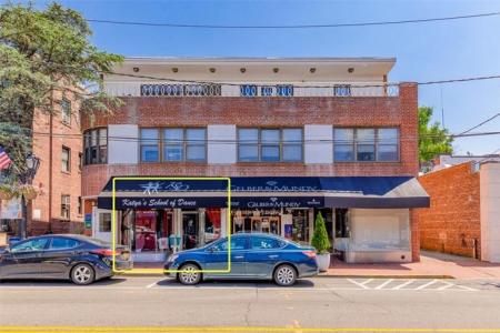 5 Bond Street, North Hempstead, Nowy Jork 11021, USA