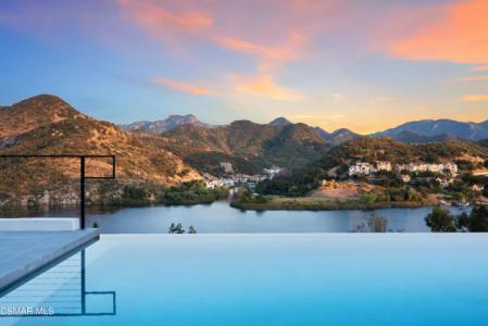 Lake Sherwood Drive, Westlake Village, Kaliforniya 91361, Amerika Birleşik Devletleri