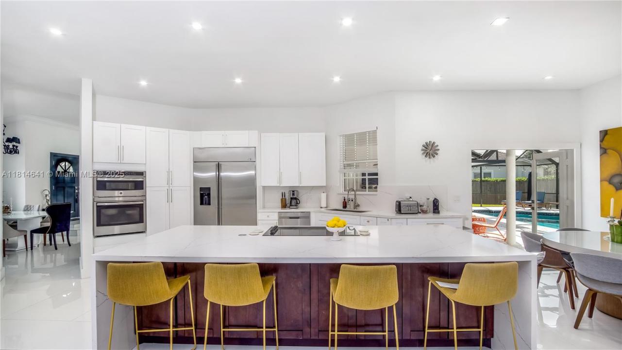 17750 SW 80th Ct, Palmetto Bay, Florida 33157, USA