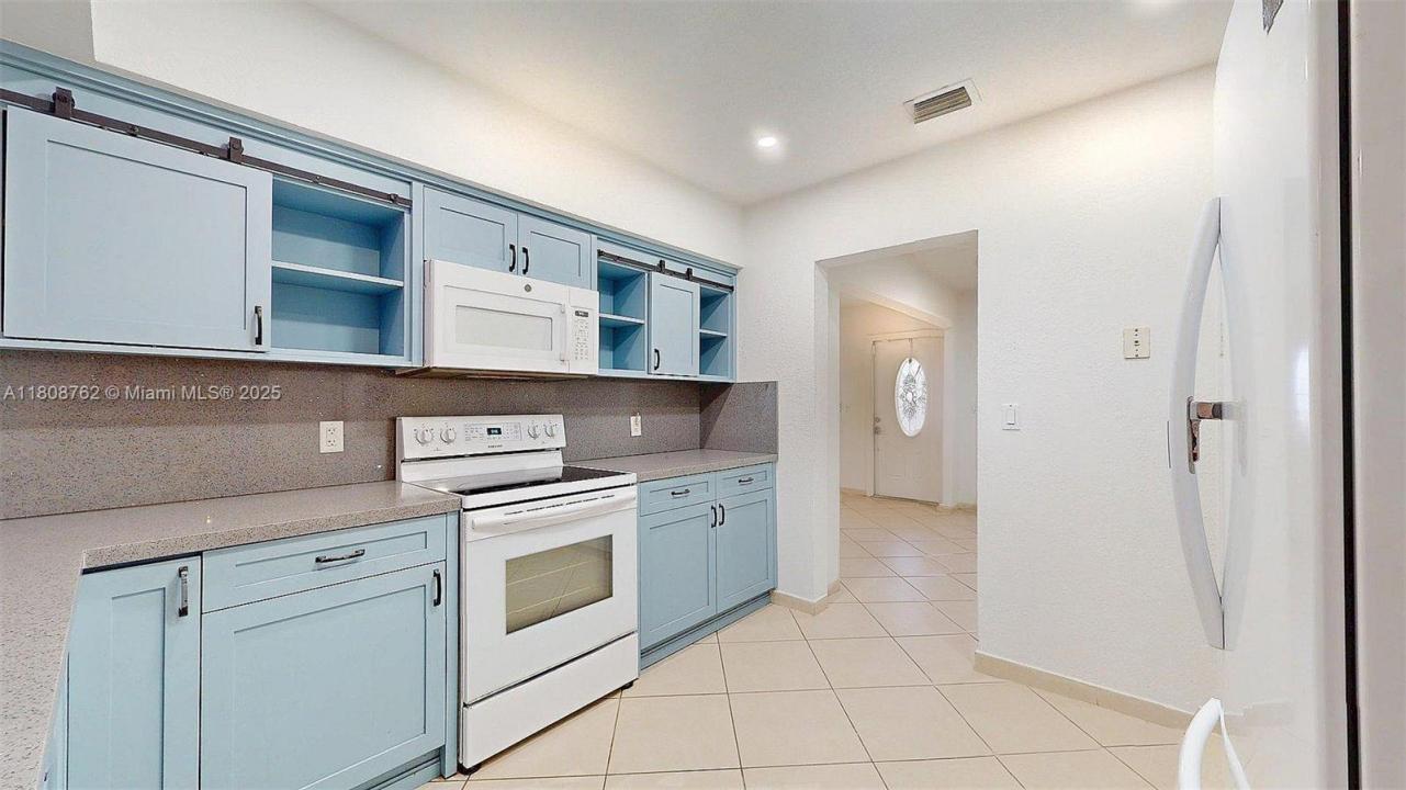 275 W 63rd St, Hialeah, Floride 33012, États-Unis