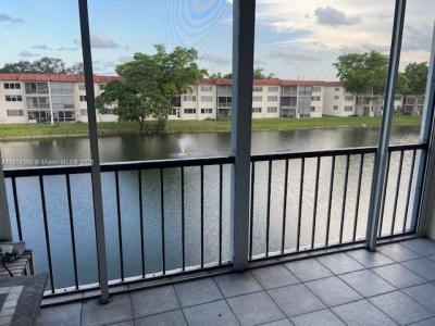 361 S Hollybrook Dr 310, Pembroke Pines, Florida 33025, USA