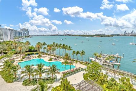1500 Bay Road 830S, Miami Beach, Florida 33139, USA