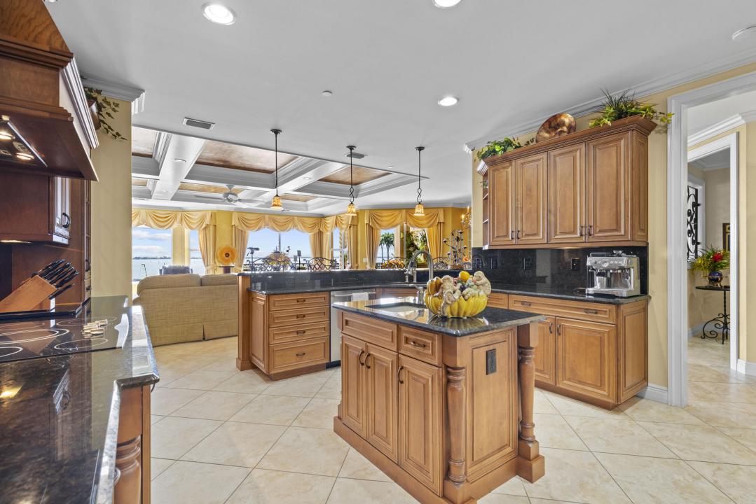 1533 NE Outrigger Landings Drive 205, OUTRIGGER HARBOUR CO, Jensen Beach, Флорида 34957, Соединенные Штаты