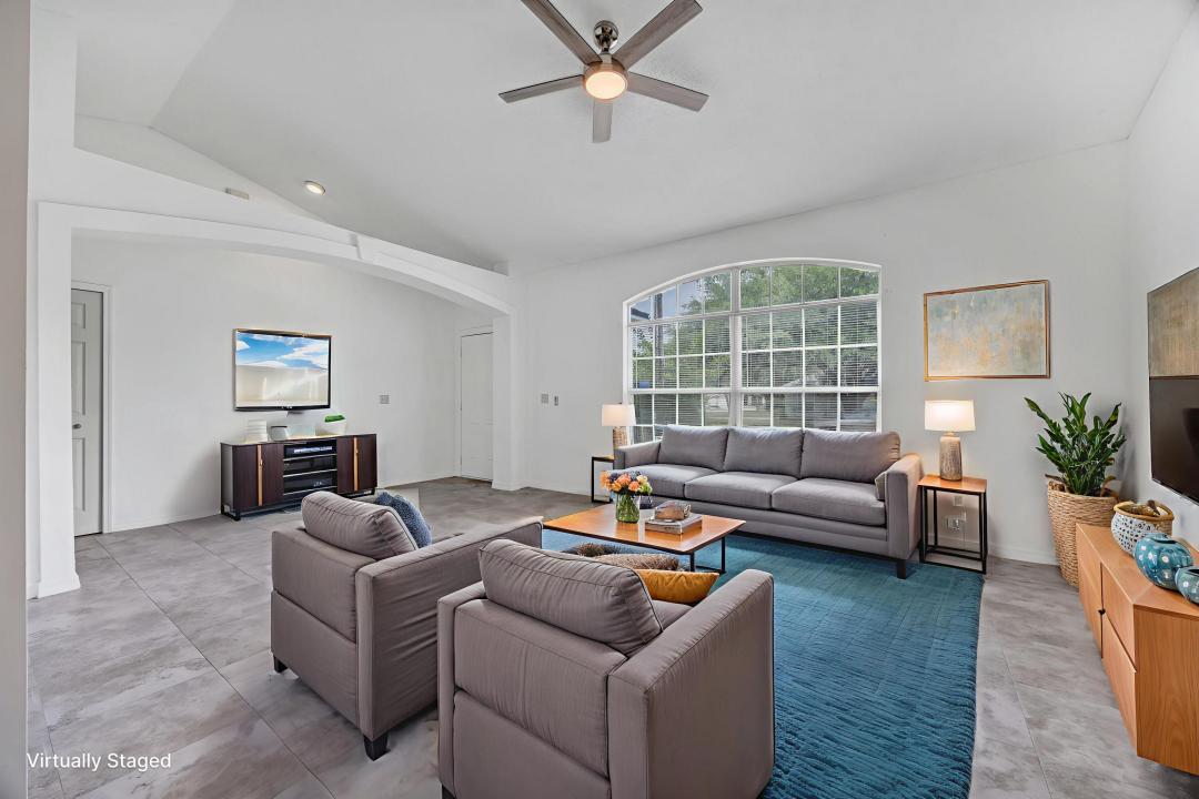 9100 Castle Rock Drive, Jacksonville, Florida 32221