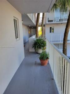 Hialeah, Florida 33016, USA