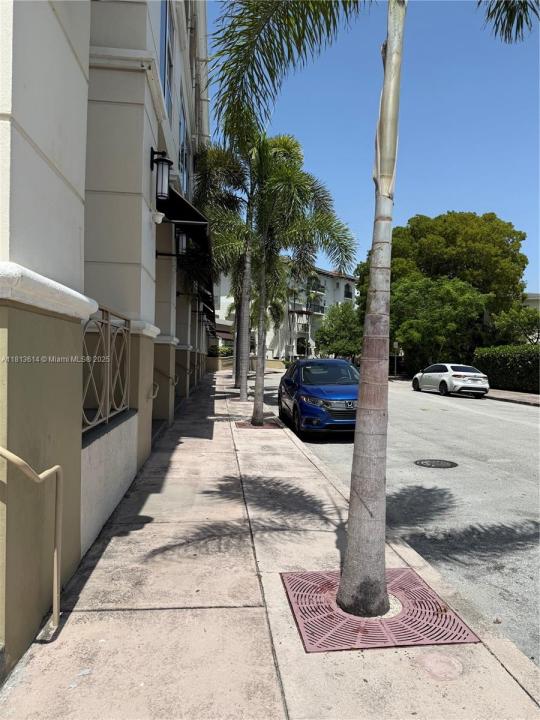 2030 S Douglas Rd 114, Coral Gables, Floride 33134, États-Unis