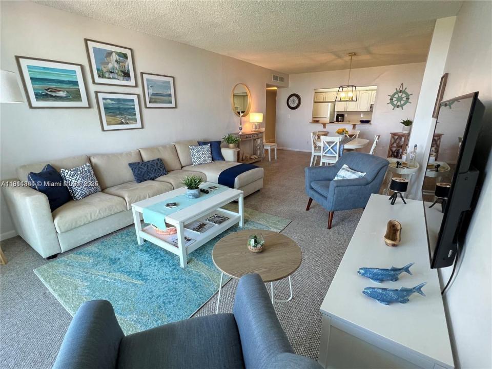 19380 Collins Ave 818, Sunny Isles Beach, Florida 33160