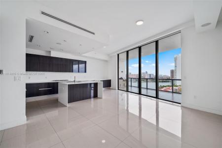 3250 NE 188th St LPH07, Aventura, Florida 33180, USA