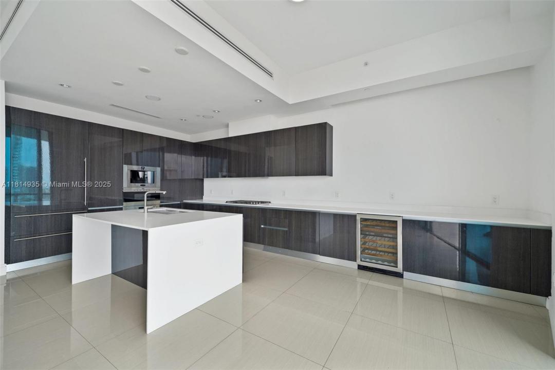 3250 NE 188th St LPH07, Aventura, فلوريدا 33180, الولايات المتحدة