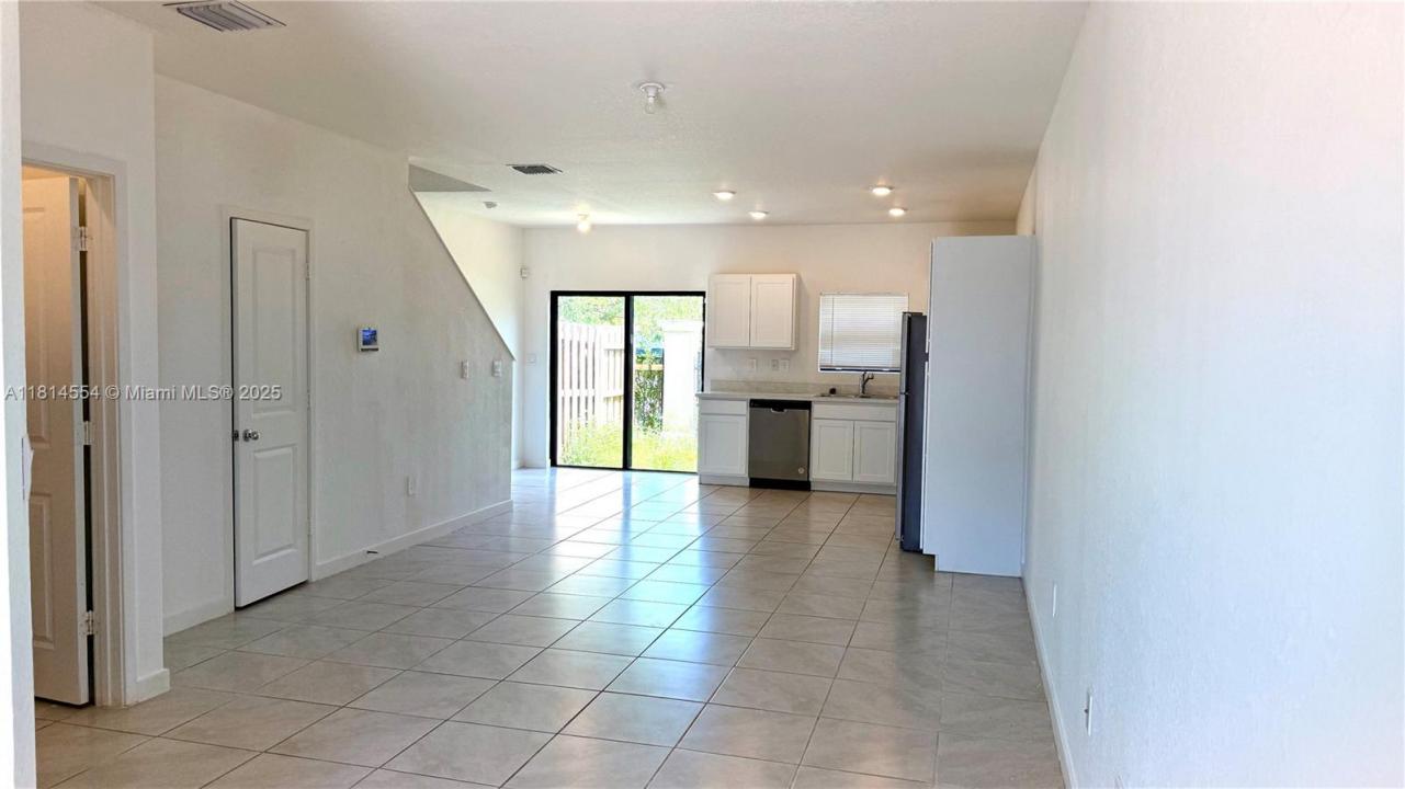 322 NE 1st Dr, Florida City, Florida 33034