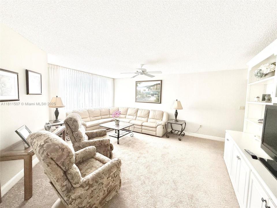 1470 Sheridan St 18C, Hollywood, Florida 33020