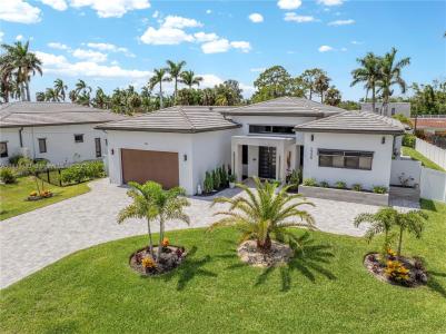 1324 LONGWOOD DR, Fort Myers, Florida 33919, USA