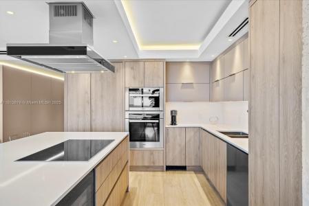 199 Ocean Lane Dr 1001, Key Biscayne, Florida 33149, USA