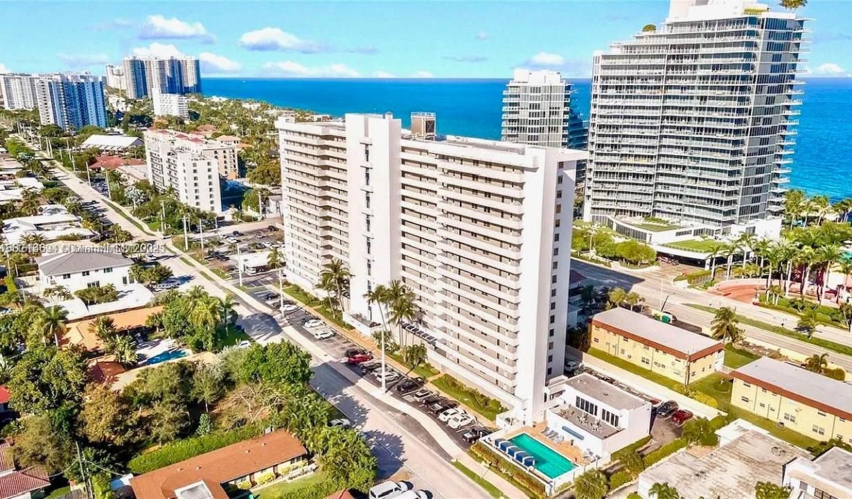 2200 NE 33rd Ave 4C, Fort Lauderdale, Florida 33305