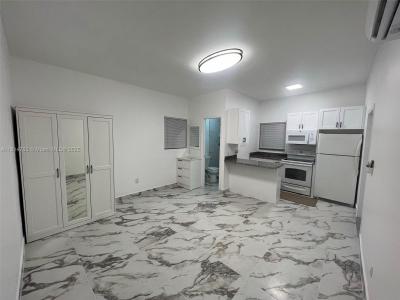 1720 NW 180th Ter Back, Miami Gardens, Florida 33056, USA
