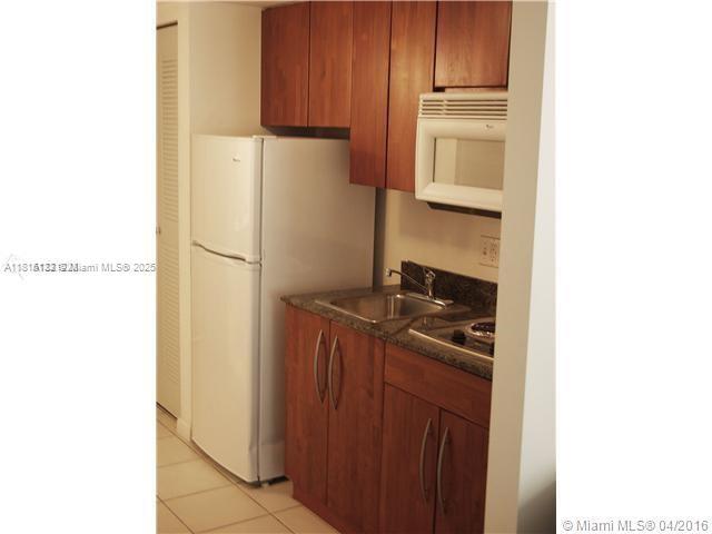 1200 Brickell Bay Dr 3316, Miami, פלורידה 33131, ארצות הברית של אמריקה