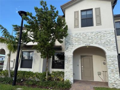 23235 SW 129th Path, Miami, Florida 33170, USA