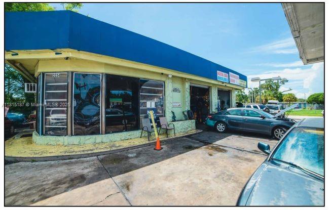 3334 S 15th, St Petersburg, Florida 33127, Stati Uniti