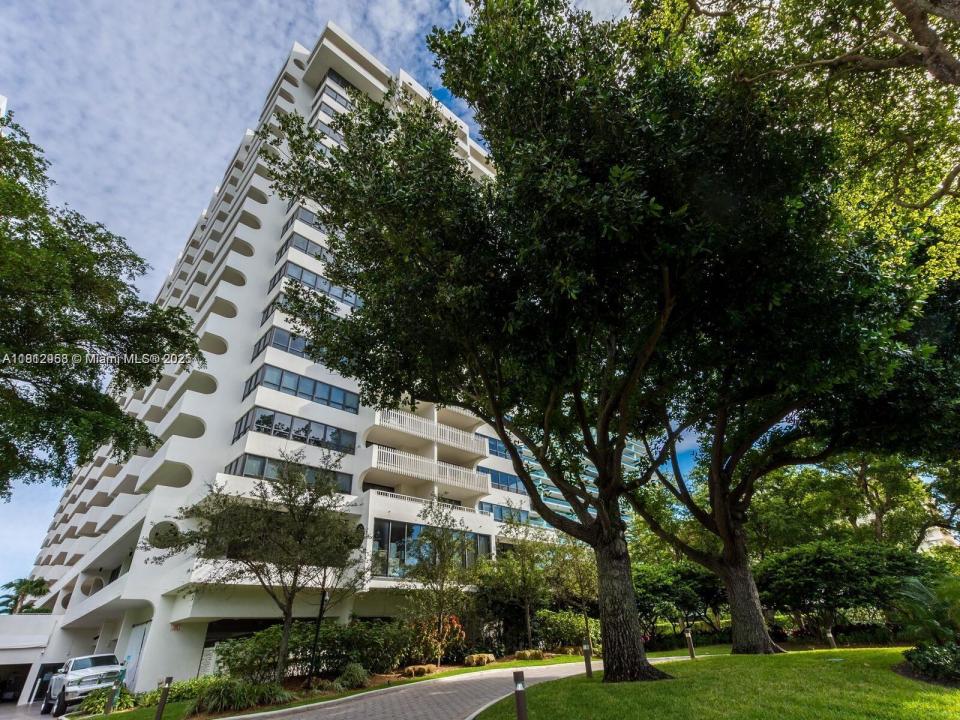 10205 Collins Ave 401, Bal Harbour, פלורידה 33154, ארצות הברית של אמריקה