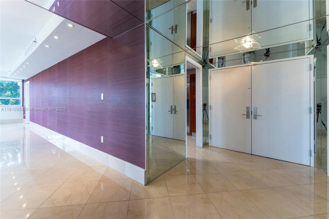 10205 Collins Ave 401, Bal Harbour, פלורידה 33154, ארצות הברית של אמריקה