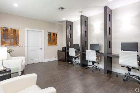 7575 Hampton Blvd 7753, North Lauderdale, Florida 33068, USA