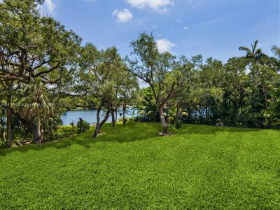 5355 Hammock Dr, Coral Gables, Florida 33156, USA