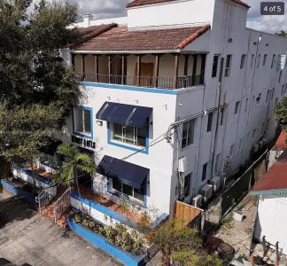1021 NW 3rd St 306, Miami, Florida 33128, USA