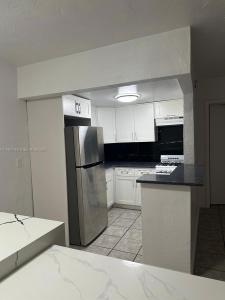 1230 W 54th 325A, Hialeah, Florida 33012, USA