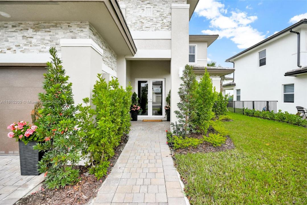 12228 SW 43rd St 12228, Davie, Флорида 33330, Соединенные Штаты