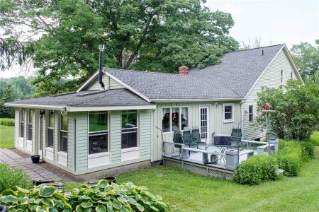 184 Sawchuck Road, Ancram, New York 12546